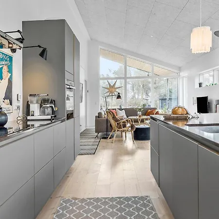 4 Bedroom Cozy In Knebel